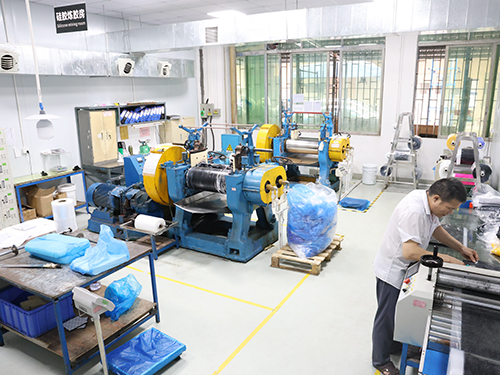 Silicone rubber mixing machine zone 2